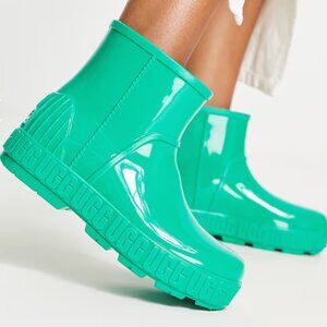 new UGG  Drizlita rain boots with sheepskin  insole Branded Platform  2510 5A7